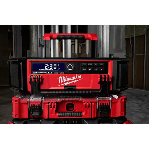 Milwaukee 2950-20, M18 PACKOUT Radio + Charger (Tool Only)