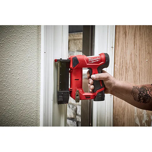 Milwaukee 2540-21, M12 23 Gauge Pin Nailer Kit