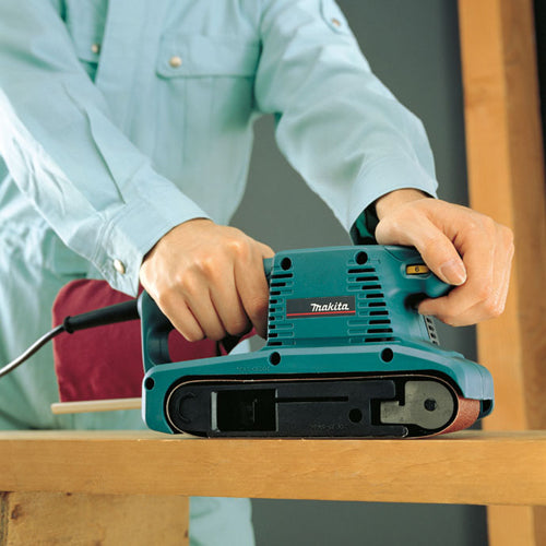 Makita 9911KX1, 3" X 18" Variable Speed Belt Sander Kit
