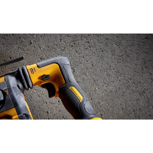 DEWALT DCH416B, 60V MAX 1-1/4IN SDS PLUS ROTARY HAMMER