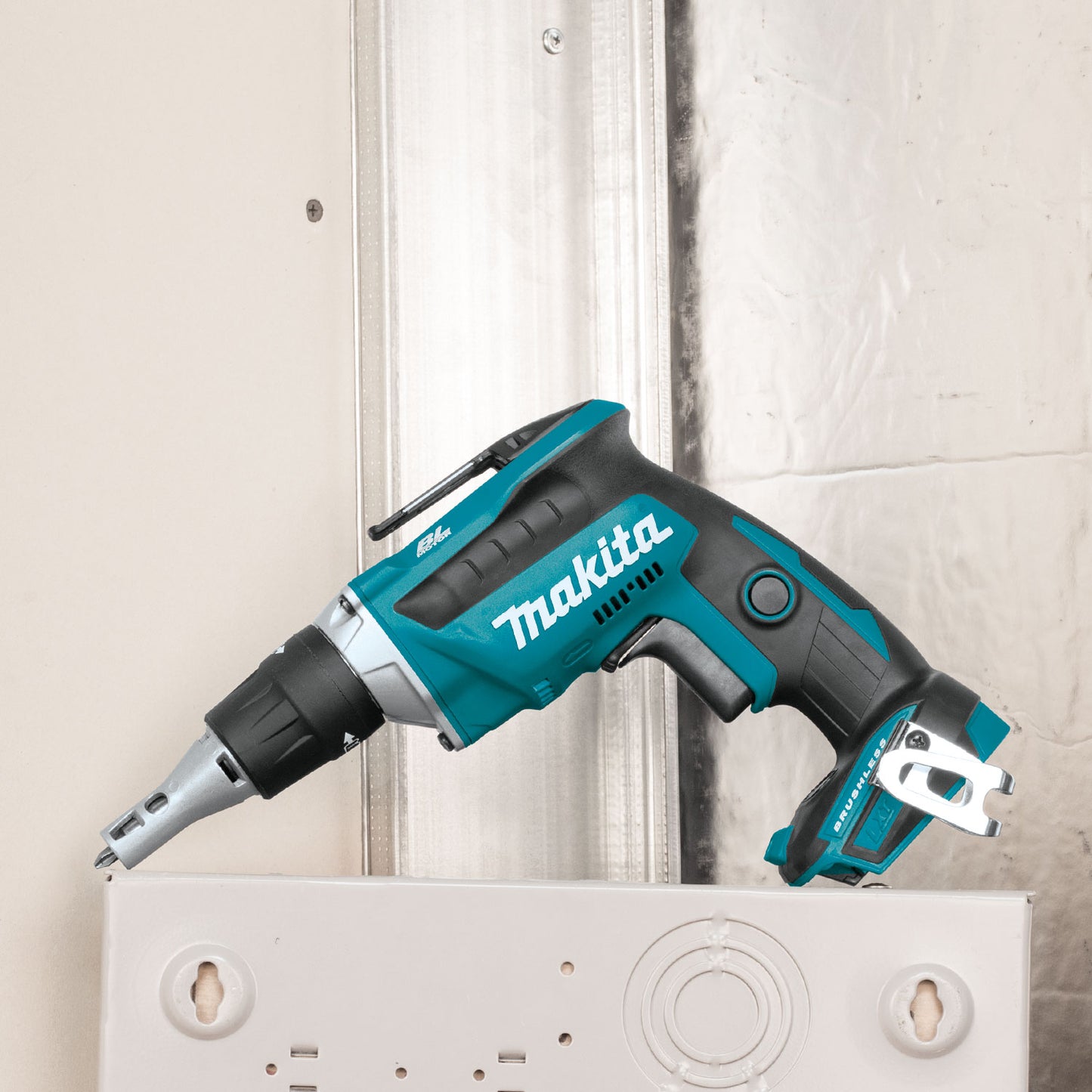 Makita DFS250Z, 1/4″ 18V Brushless 2,500 RPM Screwdriver