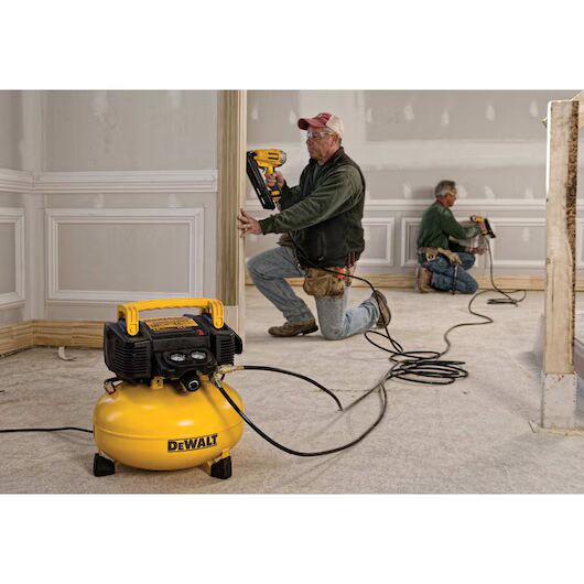 DEWALT DWFP55126, 0.9 HP, 6 GALLON, 165 PSI, OIL FREE, 2.6 SCFM, PANCAKE COMPRESSOR