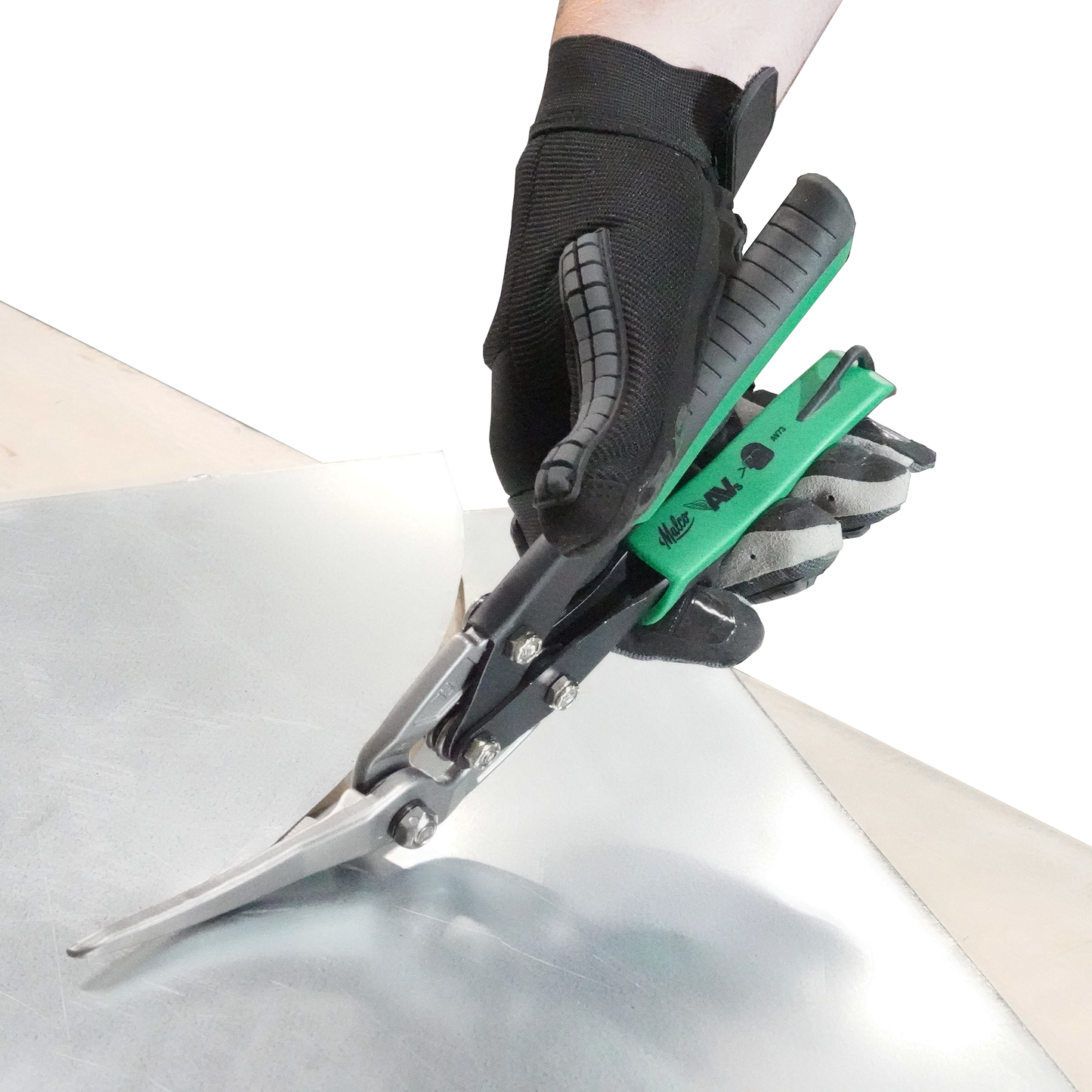 Malco AV73, Long Cut AVs® Metal Cutting Snip, Right Offset, 2-1/4″ Cut Length – Green Grip