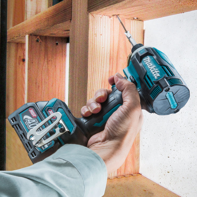 Makita TD001GM103, XGT 40V (4.0 Ah) MAX Li-Ion Brushless 1/4” Impact Driver Kit