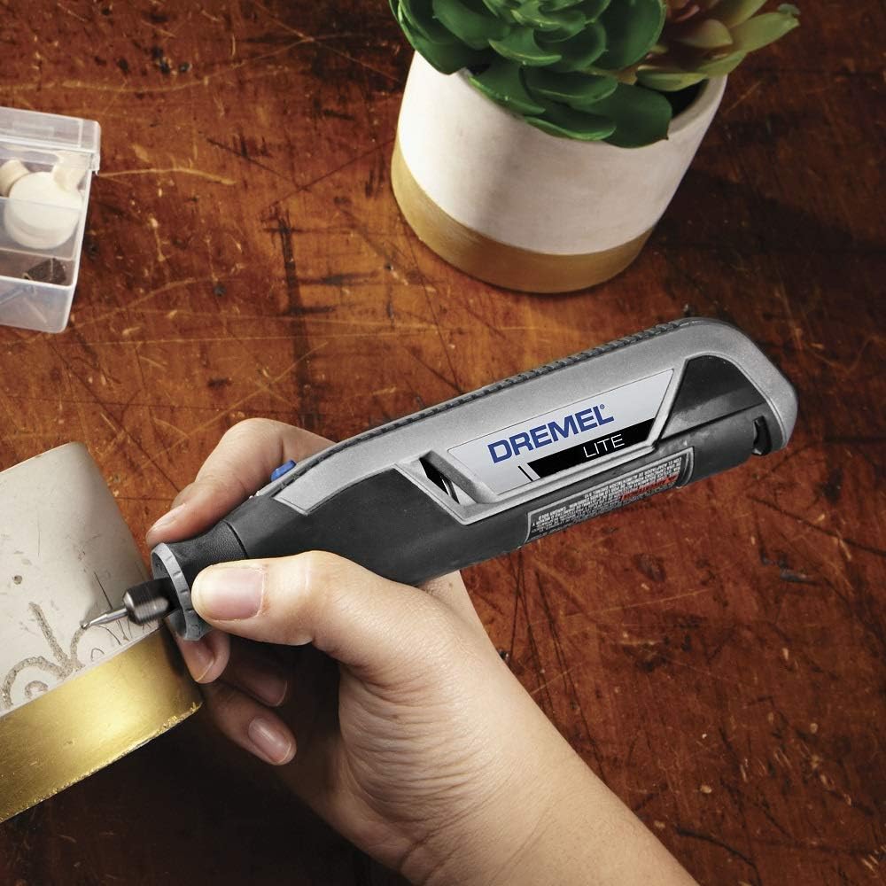 DREMEL 7760-N/10, 4V Li-Ion Cordless Rotary Tool Variable Speed Multi-Purpose Rotary Tool Kit