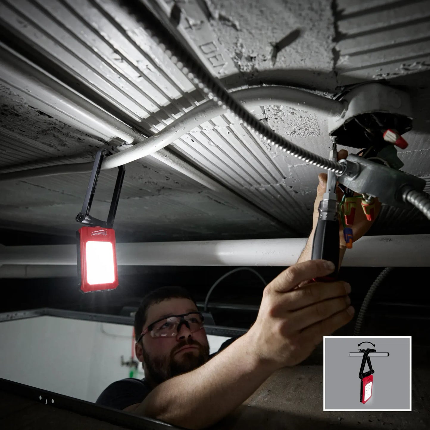 Milwaukee 2013R, Rechargeable Low-Profile Magnetic Task Light