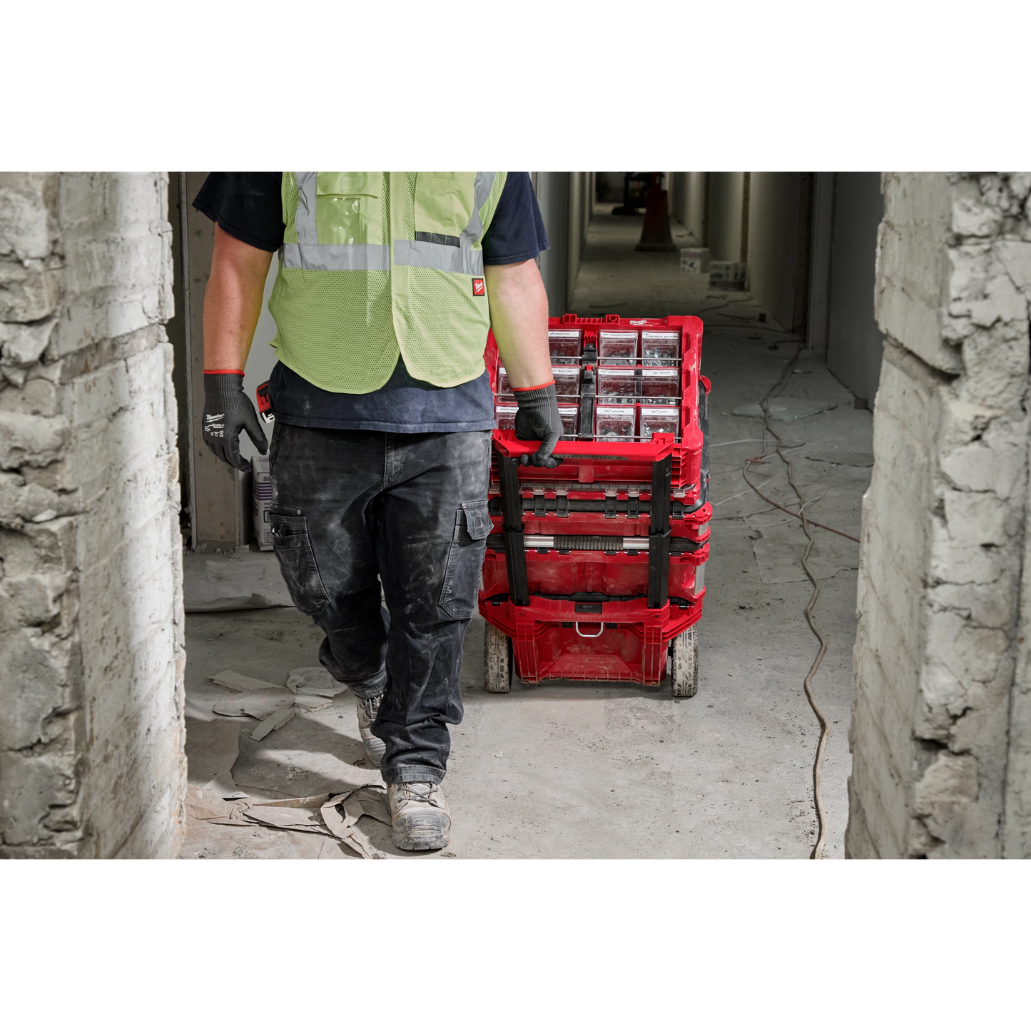Milwaukee 48-22-8433, PACKOUT™ Tilt Bin Organizer