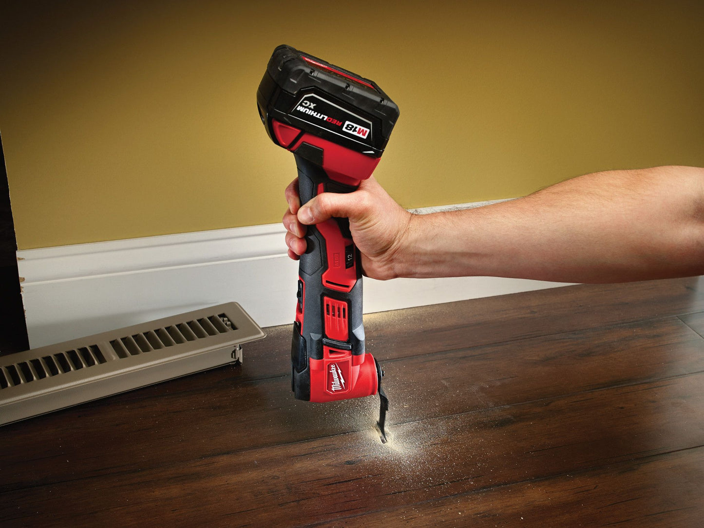 Milwaukee 2626-20, M18 Li-Ion Oscillating Multi Tool (Tool Only)