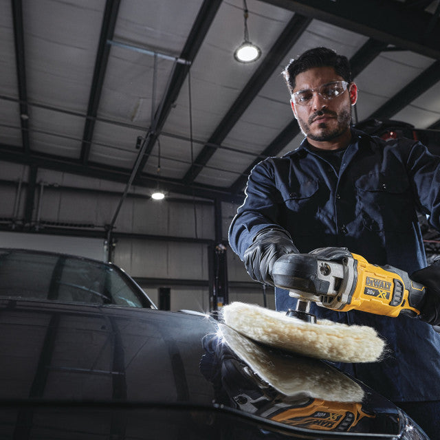 DEWALT DCM849P2, 20V MAX 7 in Cordless Variable Speed Rotary Polisher Kit