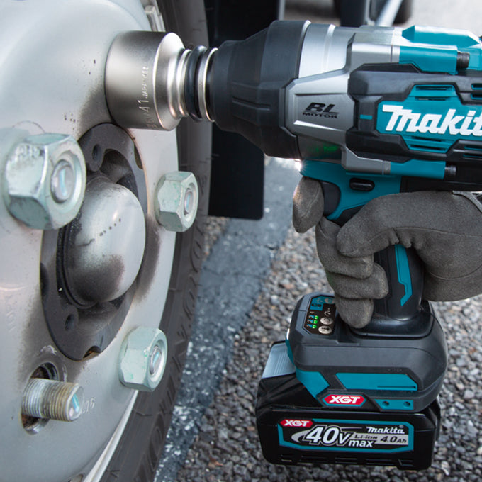 Makita TW001GM102, XGT 40V (4.0 Ah) MAX Li-Ion Brushless 3/4” Impact Wrench Kit