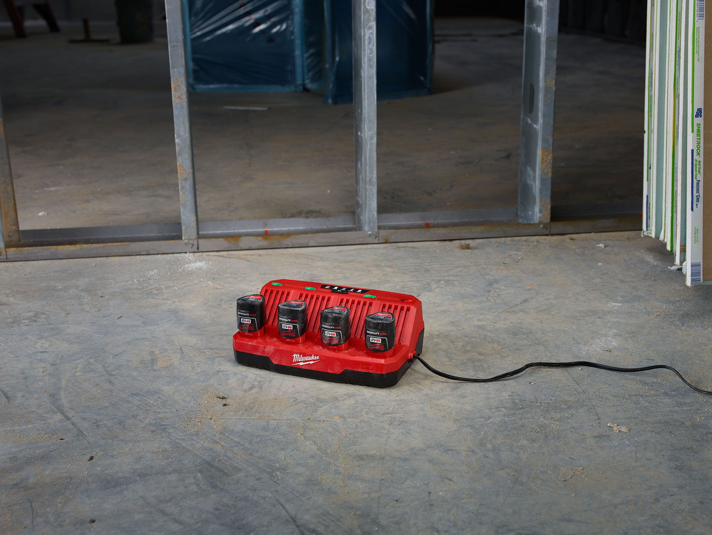 Milwaukee 48-59-1204, M12 4 Bay Charger