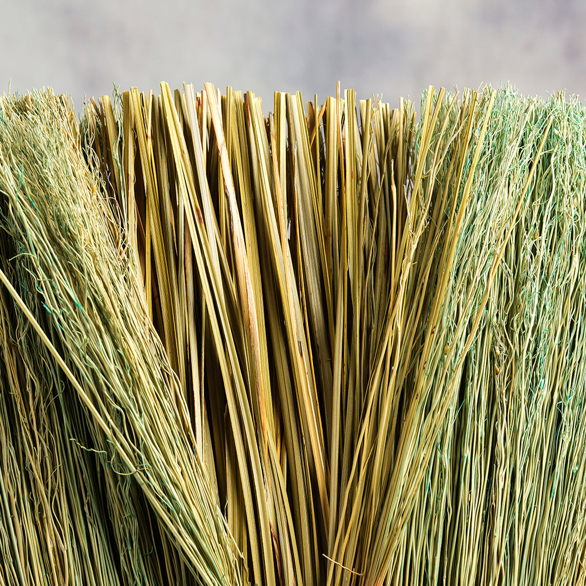 Toolway 200110, Yard Corn Broom 3 Wire 1 String