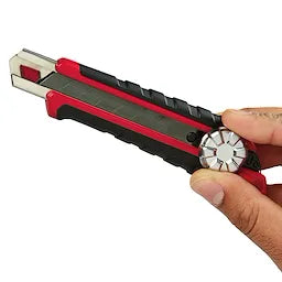 Milwaukee 48-22-1961, 18mm Snap Off Knife with Metal Lock and Precision Cut Blade