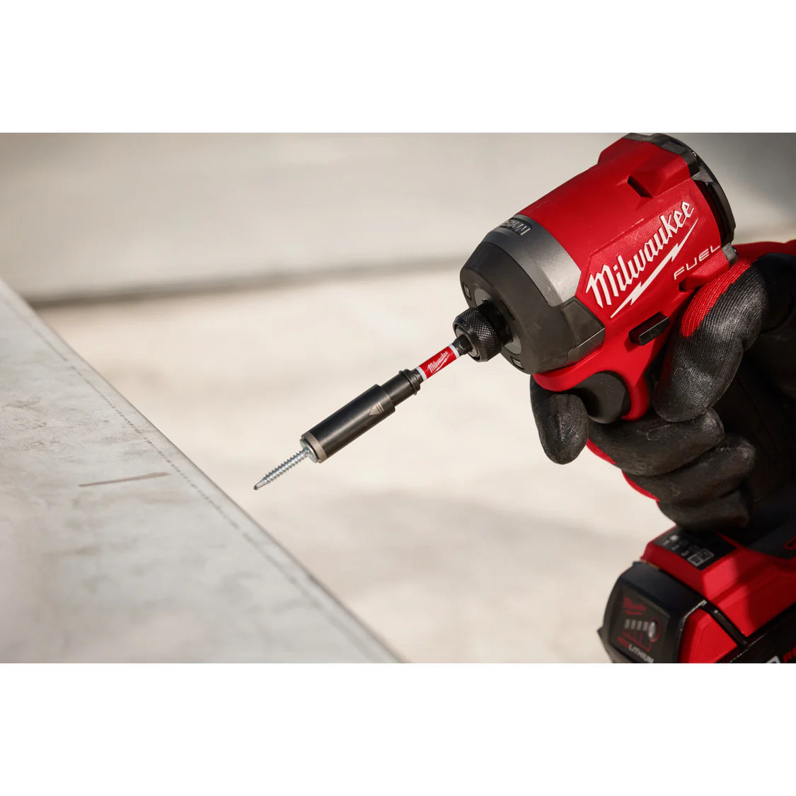 Milwaukee 48-32-7905, SHOCKWAVE™ Impact Duty 3in. Screw-Holding Bit Holder & Insert Bit Set (4Pc)