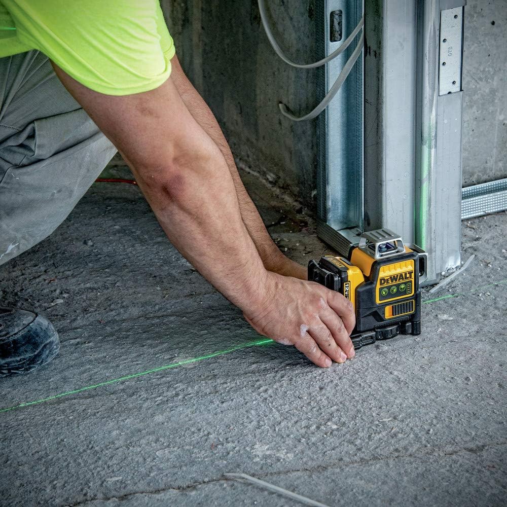 DEWALT DW089LG, 12V MAX* 3 x 360 Green Line Laser