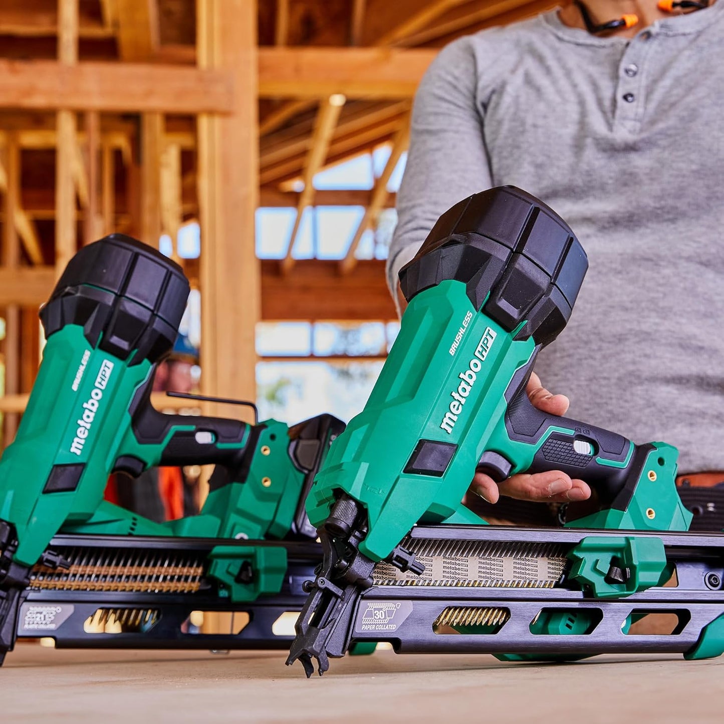 Metabo HPT NR1890DCAM, 18V MultiVolt Cordless Gen2 30Deg 3-1/2in Paper Tape Framing Nailer 4.0Ah Kit