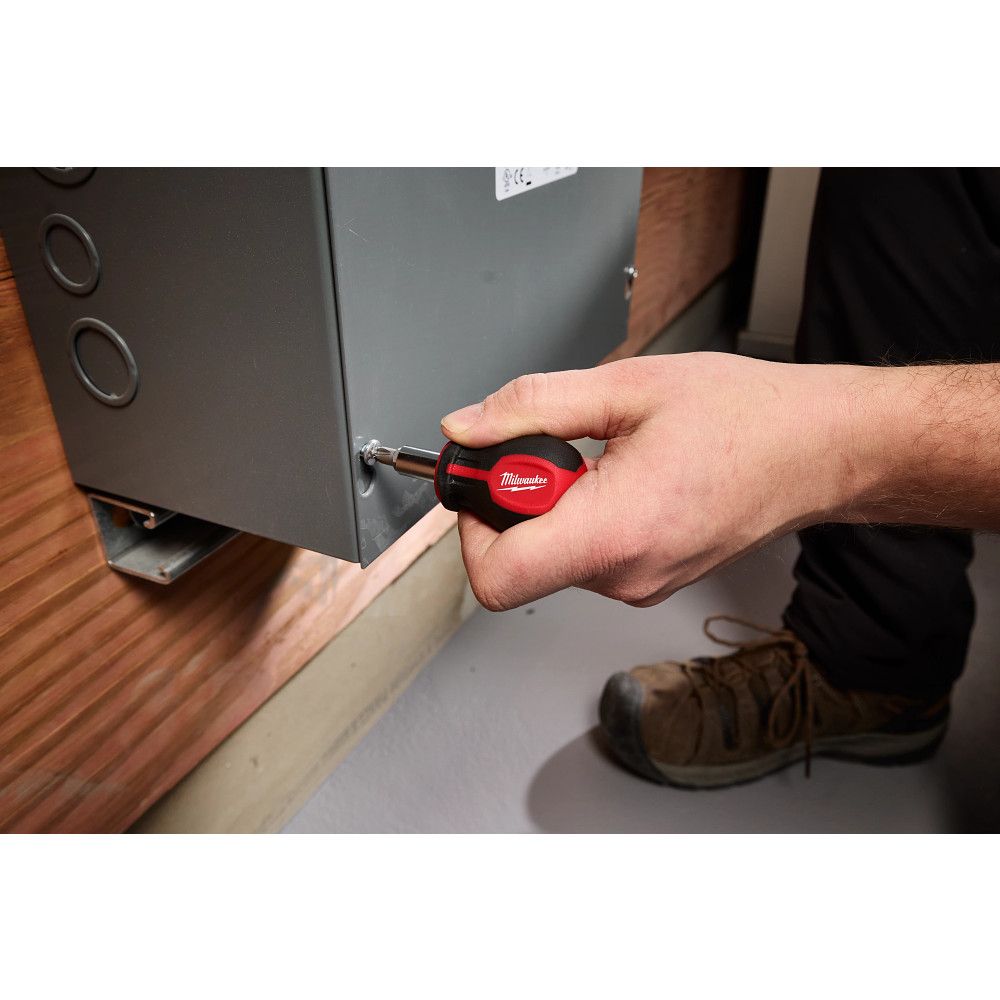 Milwaukee 48-22-2762, 6IN1 STUBBY MULTI-BIT SCREWDRIVER