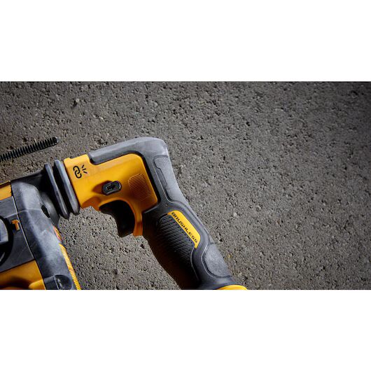 DEWALT DCH416B,  60V MAX 1-1/4IN SDS PLUS ROTARY HAMMER