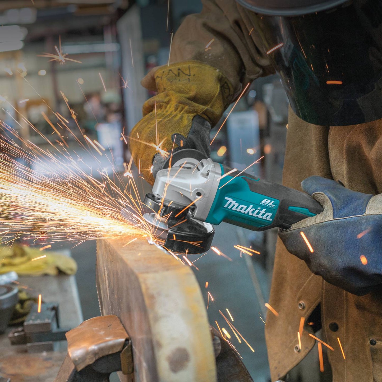 Makita DGA505Z, 18V LXT Brushless 5" Grinder, Paddle Switch (Tool Only)