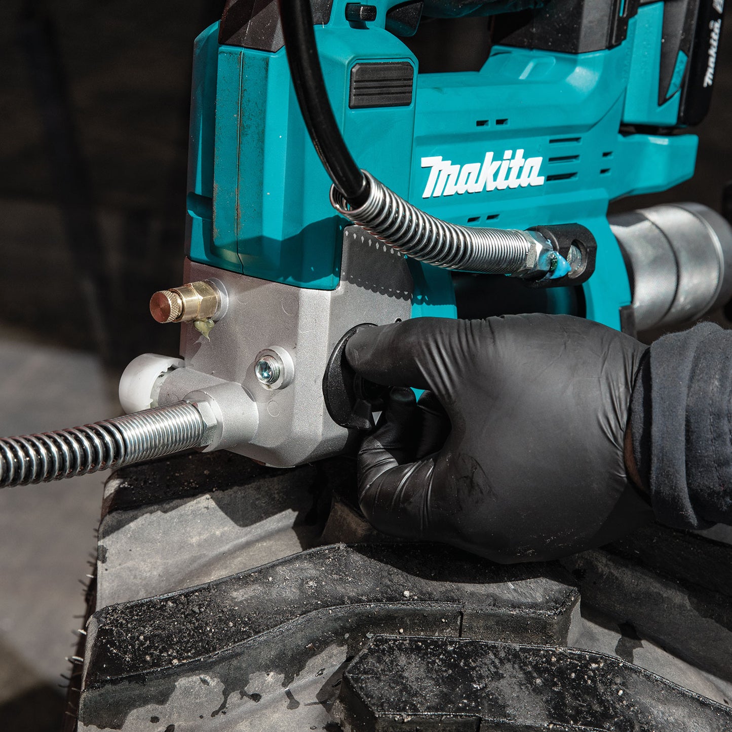 Makita DGP180Z, 18V LXP Grease Gun (Tool Only)