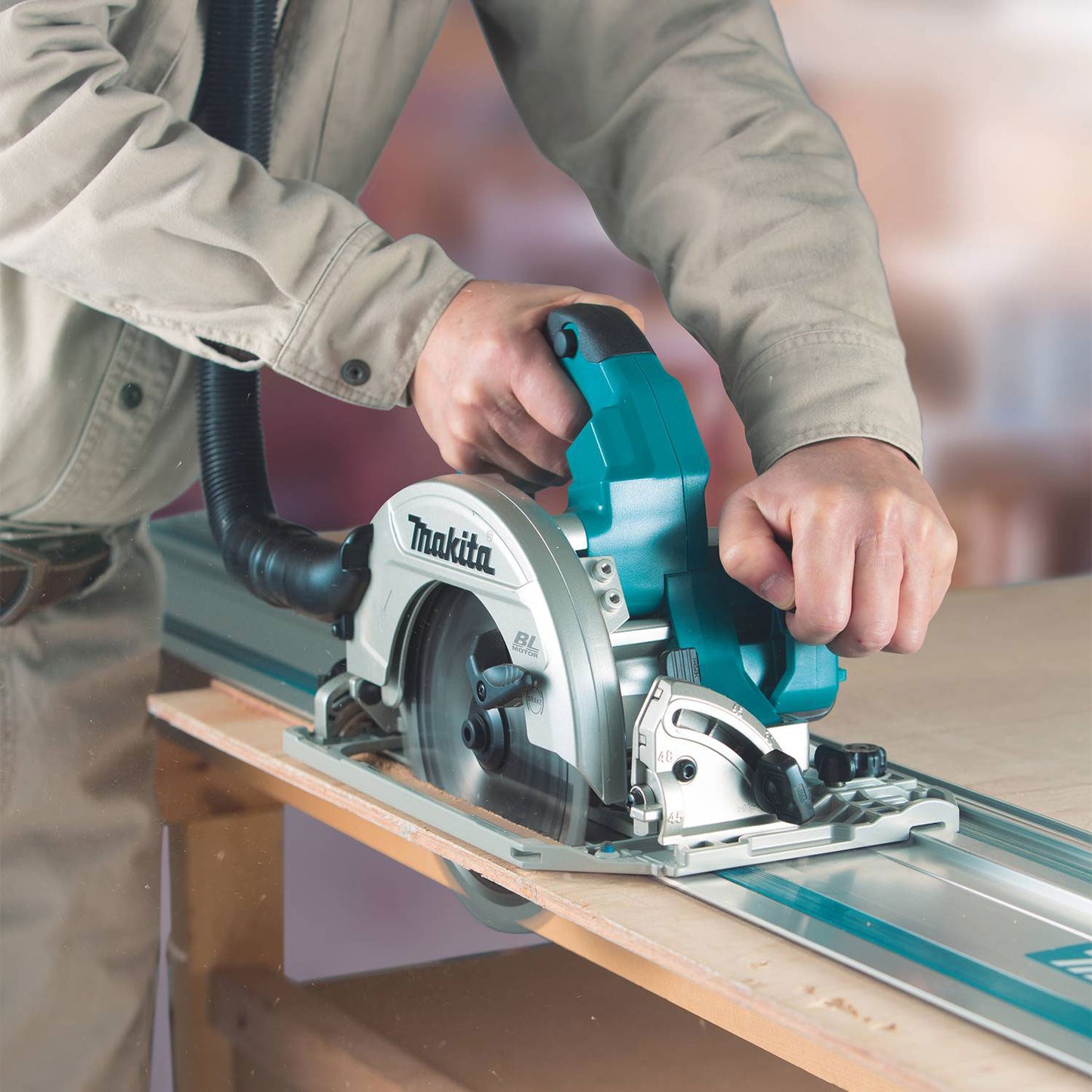 Makita DHS782Z, 18VX2 LXT Brushless 7-1/4" Circular Saw (Tool Only)