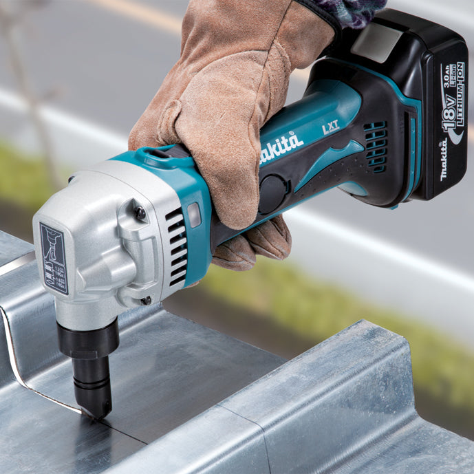 Makita DJN161Z, 18V LXT16 Gauge Nibbler