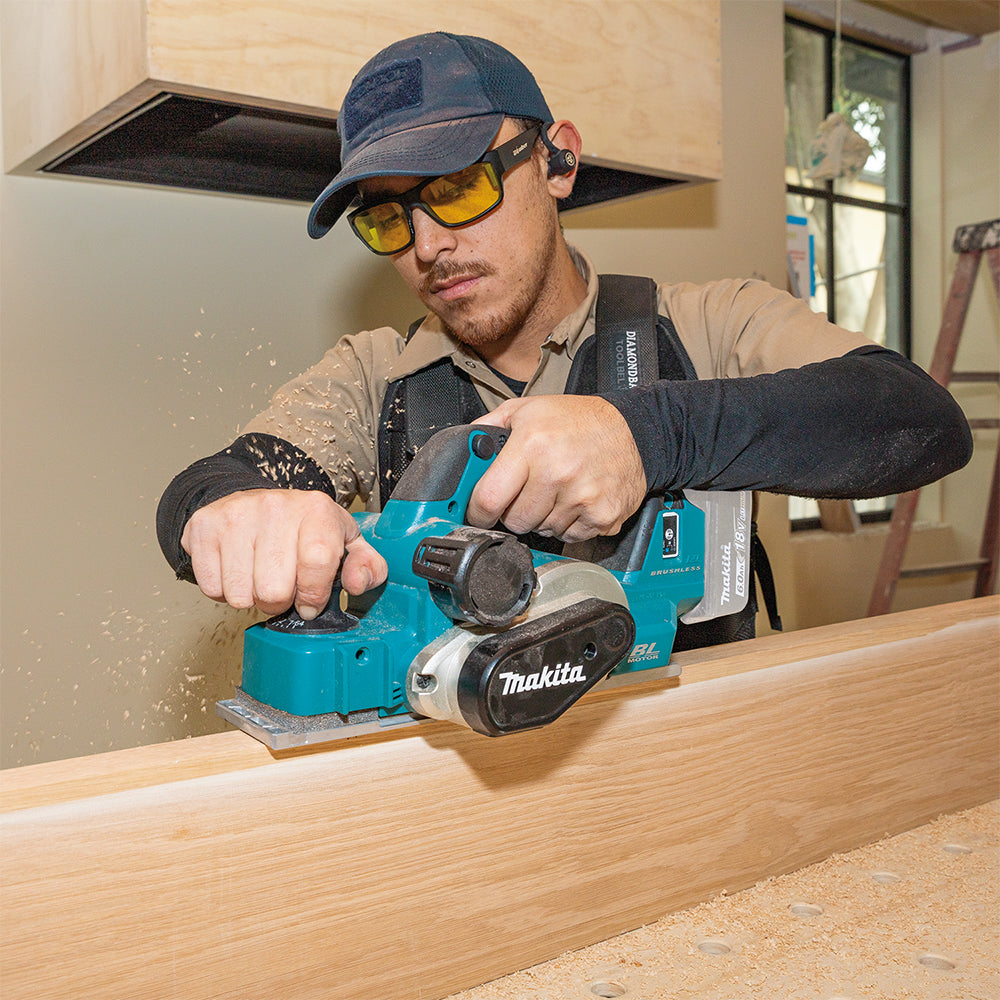 Makita DKP181Z, 3-1/4" Cordless Planer with Brushless Motor (Tool Only)