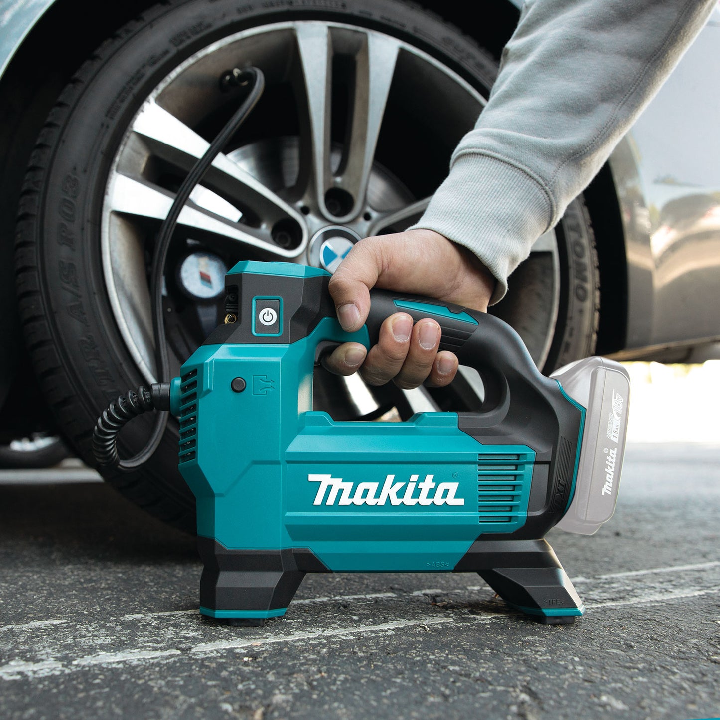 Makita DMP181Z, 18V LXT Tire Inflator (Tool Only)