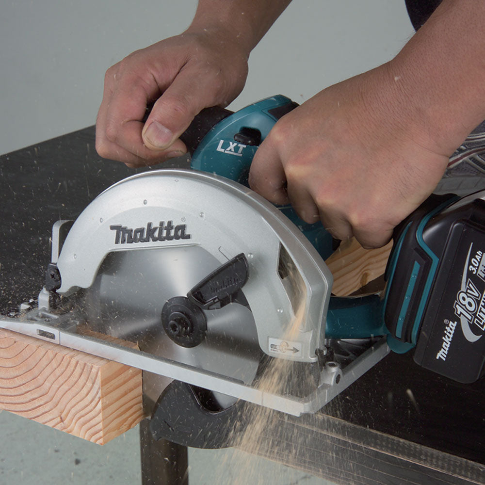 Makita DSS611Z, 18V LXT 6-1/2" Circular Saw (Tool Only)