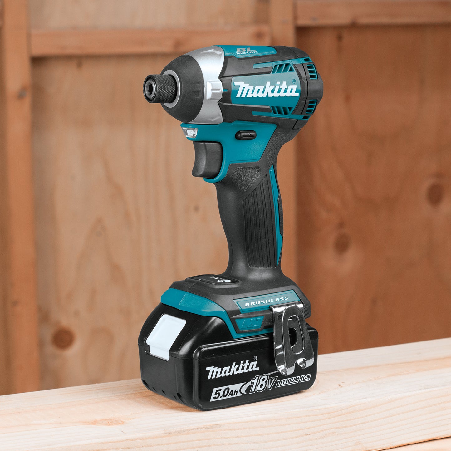 Makita DTD154Z, 18V LXT Brushless 1/4" Impact Driver (Tool Only)