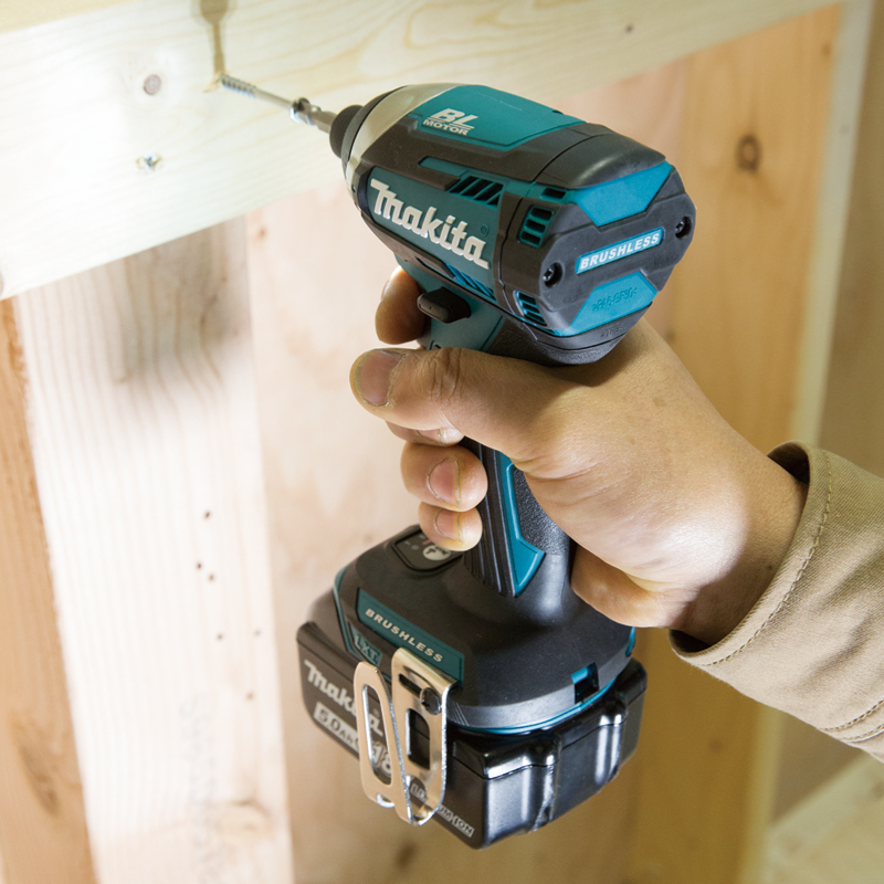 Makita DTD154Z, 18V LXT Brushless 1/4" Impact Driver (Tool Only)