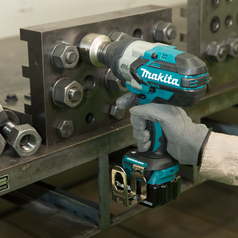 Makita DTW1001Z, 18V LXT Brushless 3/4" Impact Wrench (Tool Only)