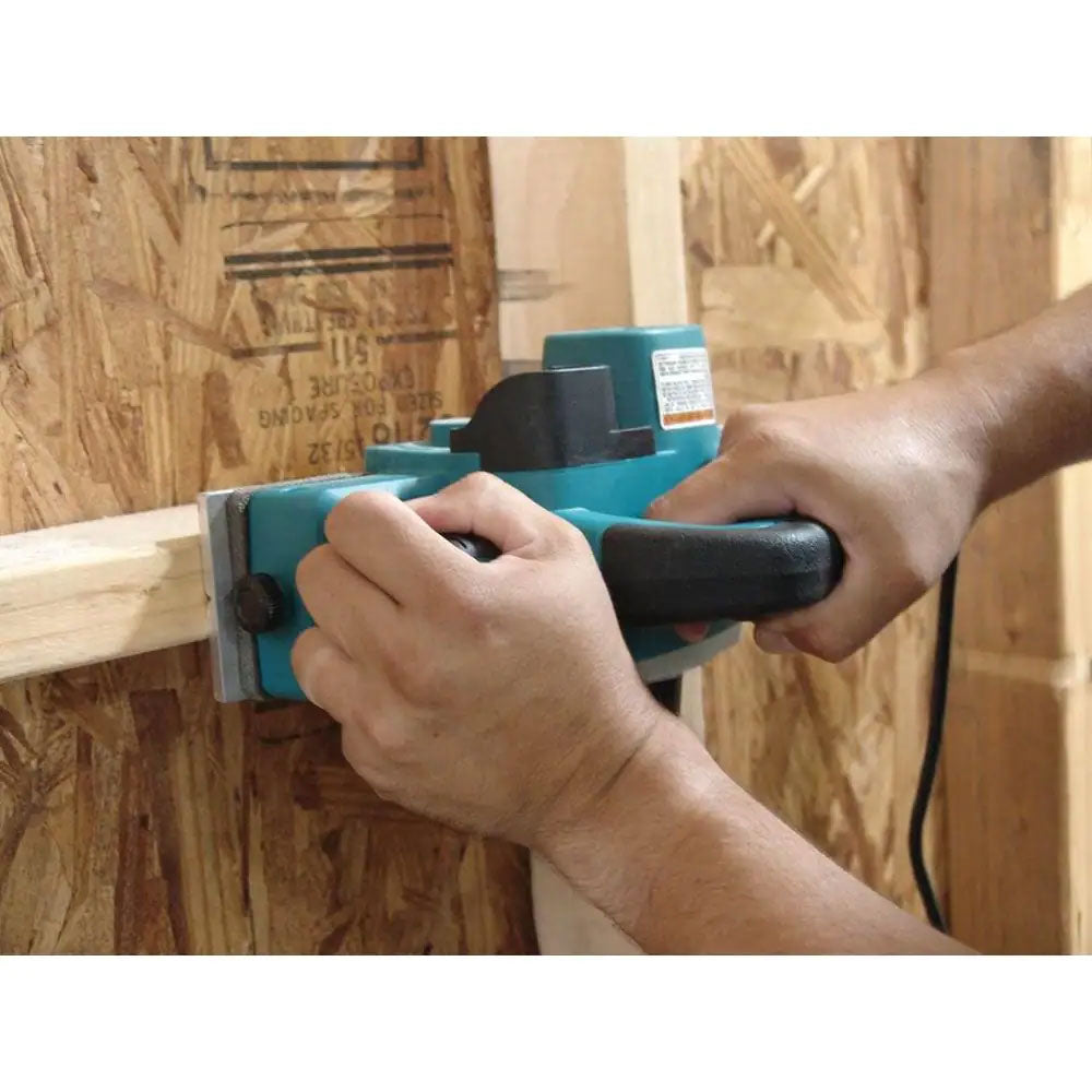 Makita KP0800, 3-1/4" Planer