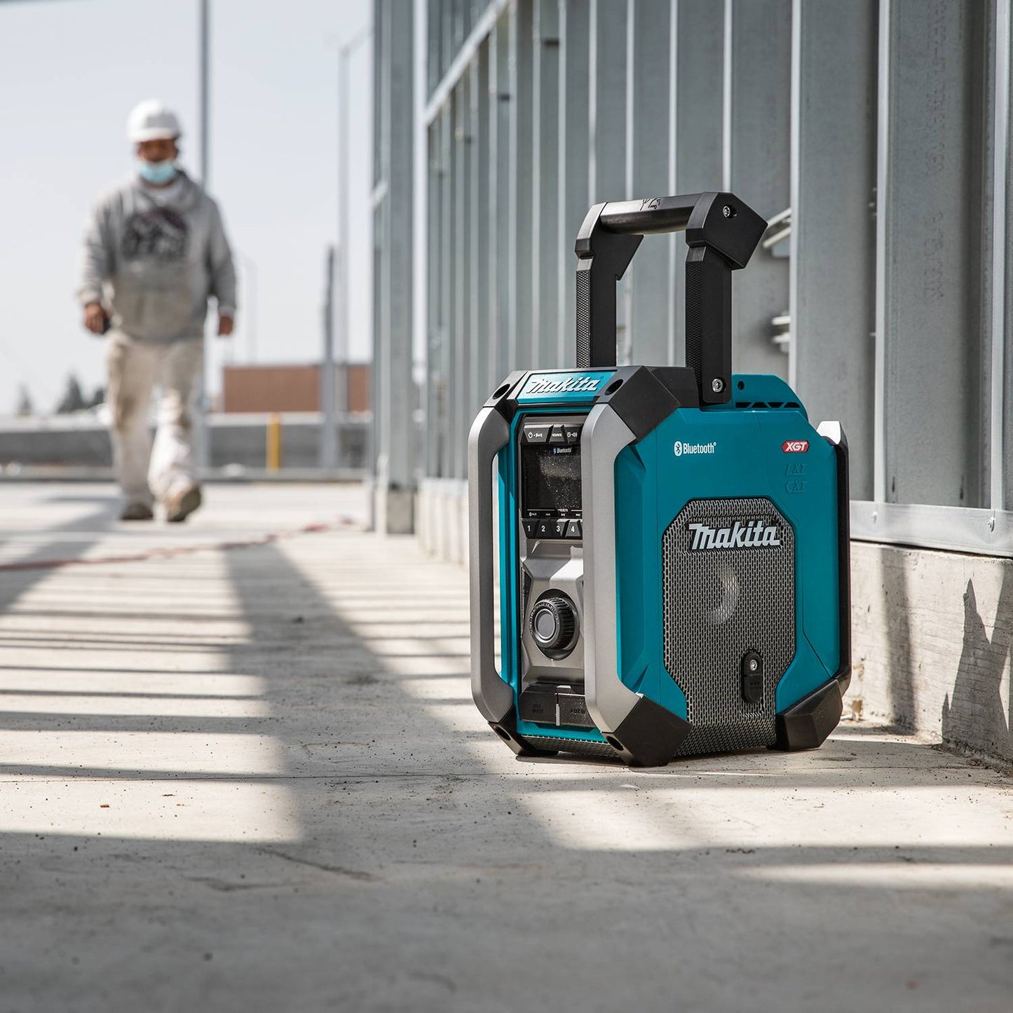 Makita MR006G, 40V MAX XGT Cordless or Electric Jobsite Radio with Bluetooth