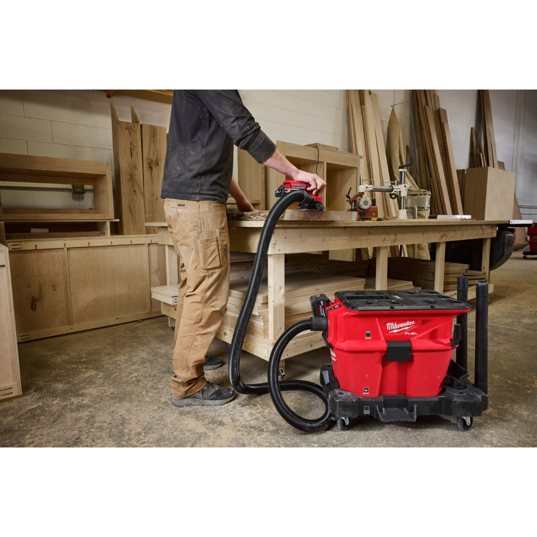 Milwaukee 0915-20, M18 FUEL™ NEXUS™ 6 Gallon Wet/Dry Vacuum w/ PACKOUT™ Compatibility