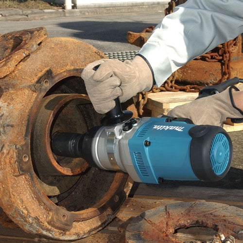 Makita TW1000, 1" Impact Wrench