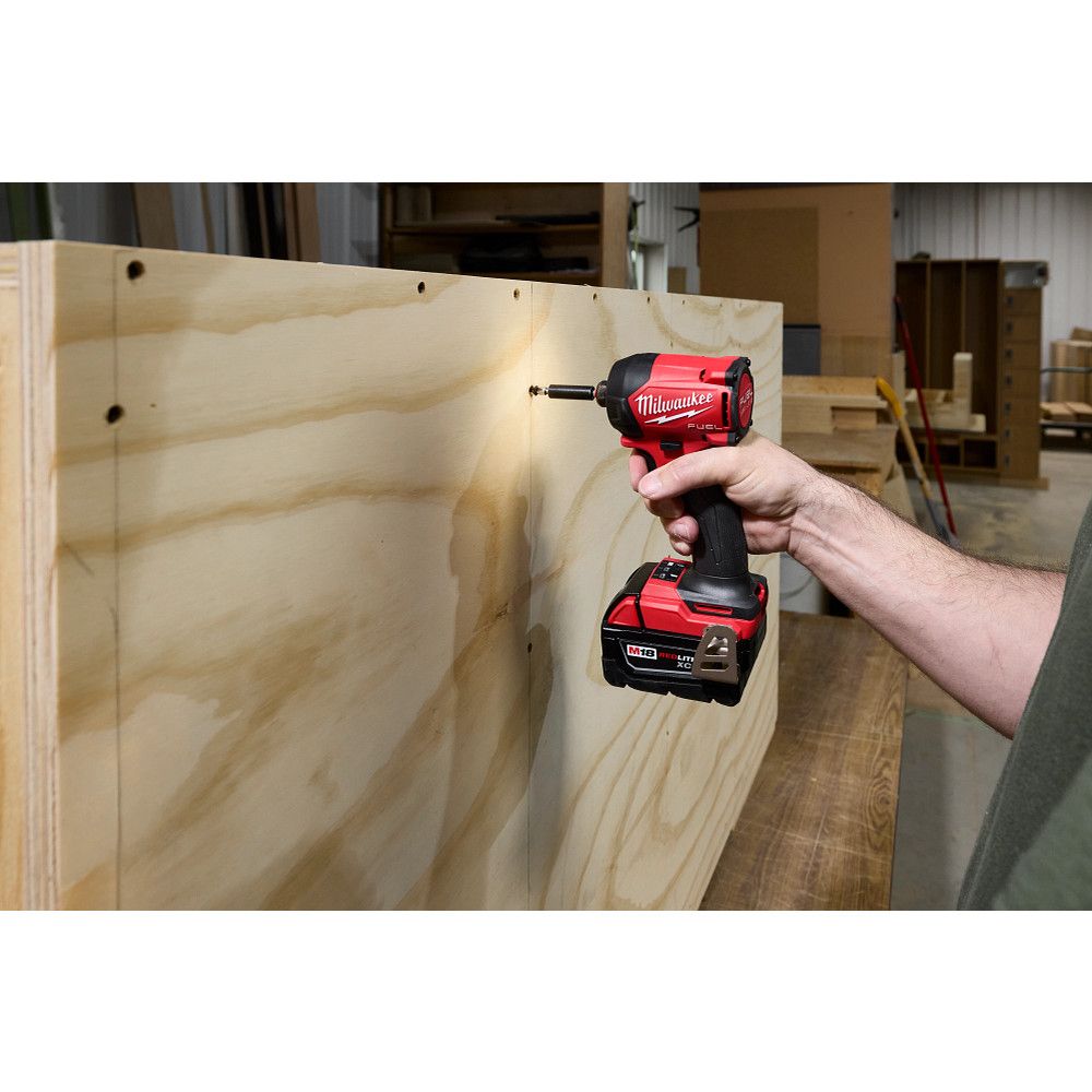 Milwaukee 2761-22, M18 FUEL™ SURGE™ 1/4" Hex Hydraulic Driver Kit