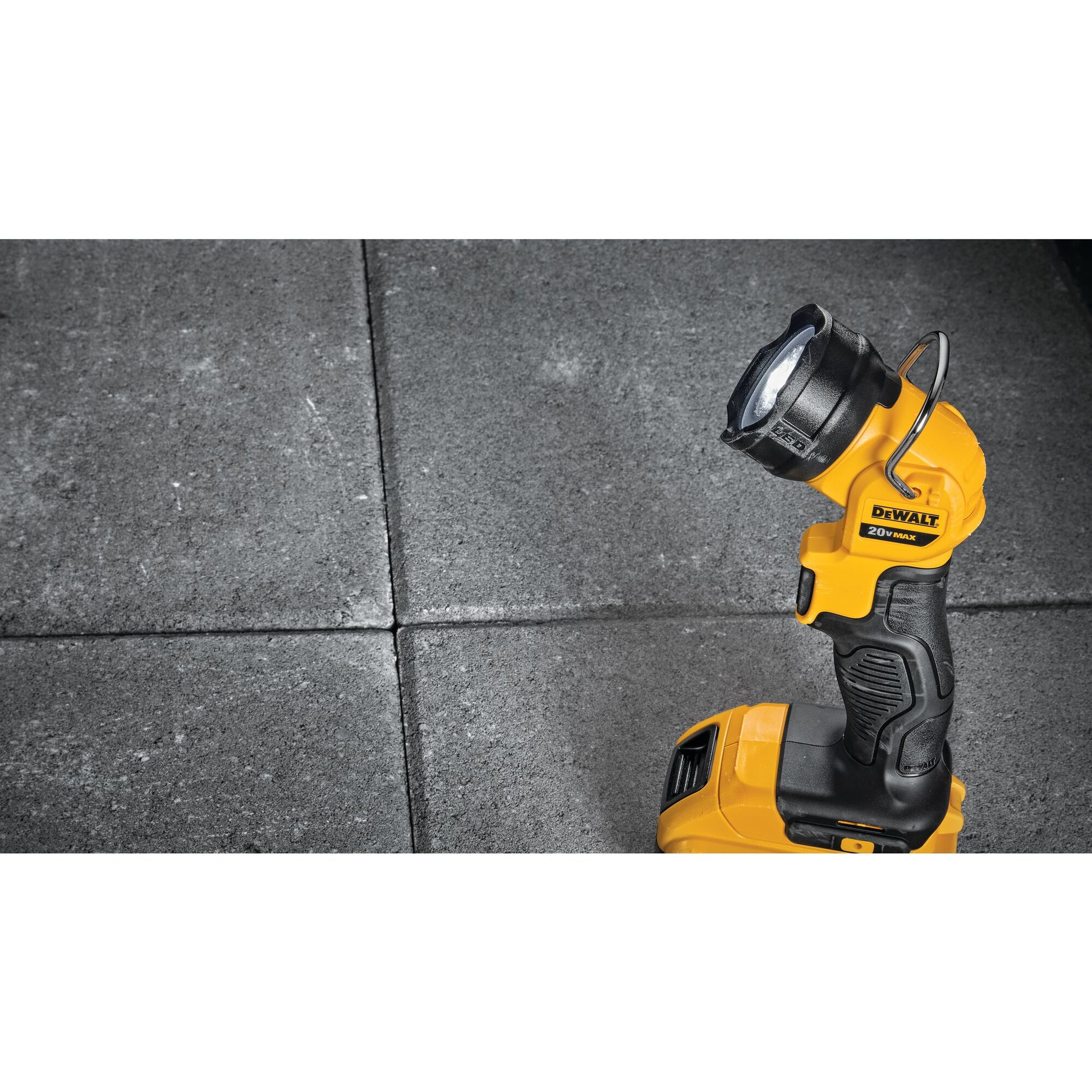 DEWALT DCL040, 20V MAX LED FLASHLIGHT