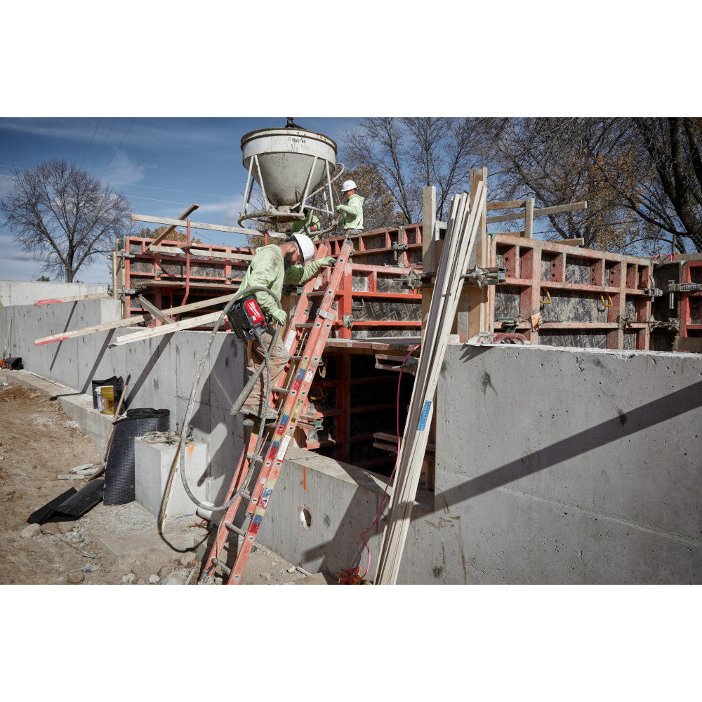 Milwaukee MXF370-2XC, MX FUEL Concrete Vibrator