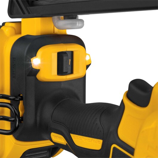 DEWALT DCN660D1, 20V MAX 16 Ga Angled Cordless Finish Nailer Kit