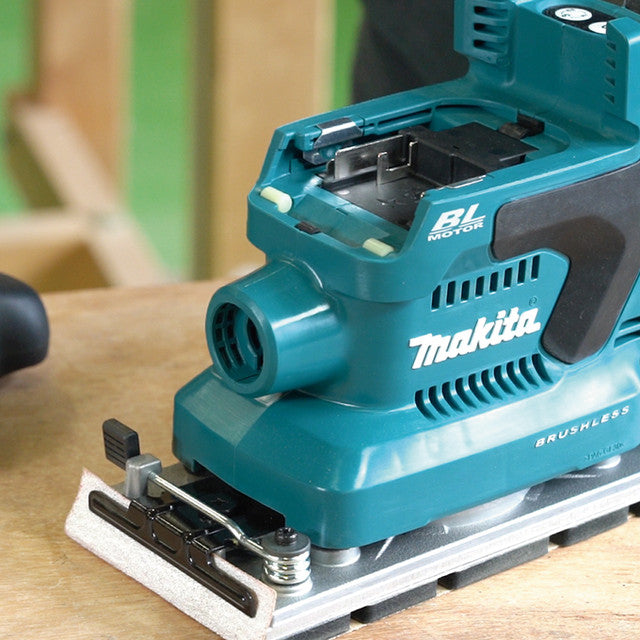 Makita DBO380Z, 18V LXT Brushless Cordless 1/3 Sheet Finishing Sander