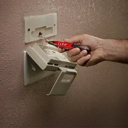 Milwaukee 2203-20, Dual Range NC Voltage Detector