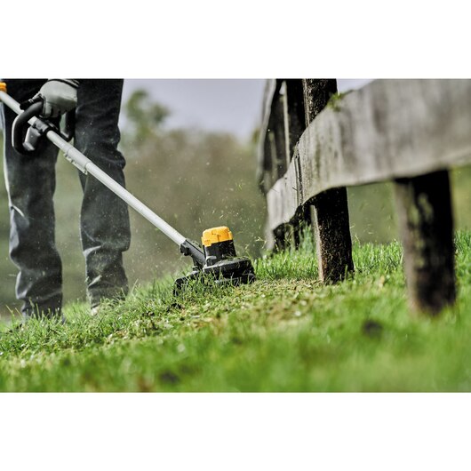 DEWALT DCST925B, 20V MAX Brushed String Trimmer (Tool Only)