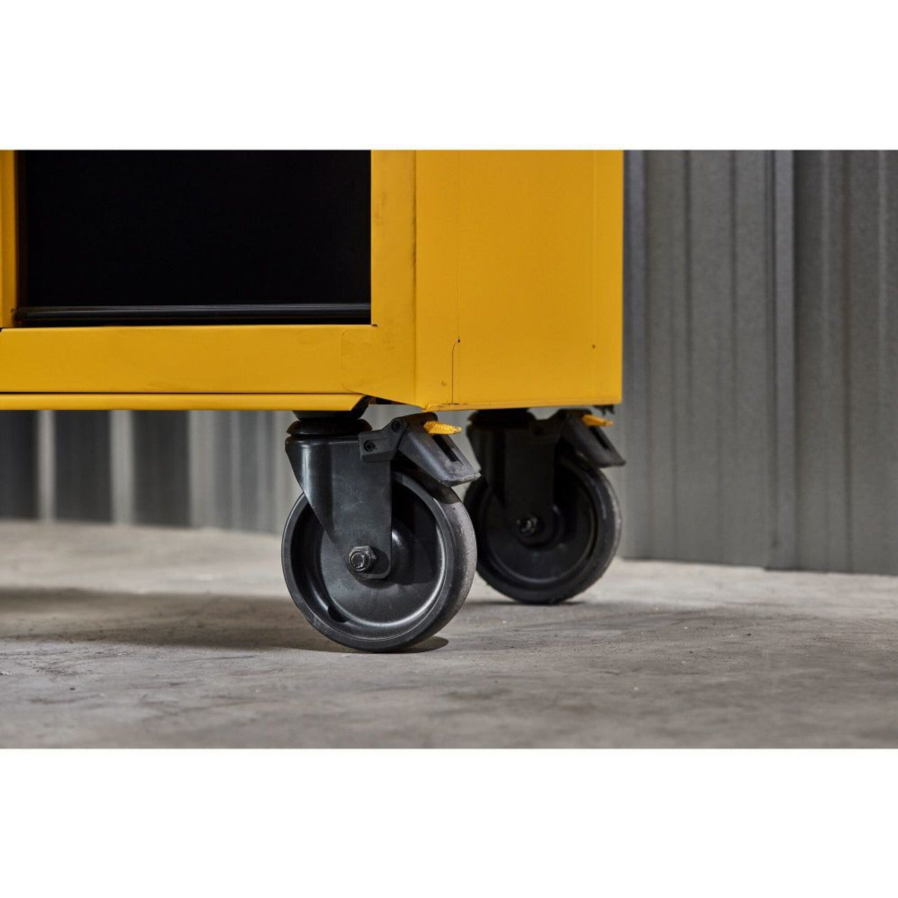 DEWALT DWST37052, 37in 5-Drawer Rolling Tool Cabinet