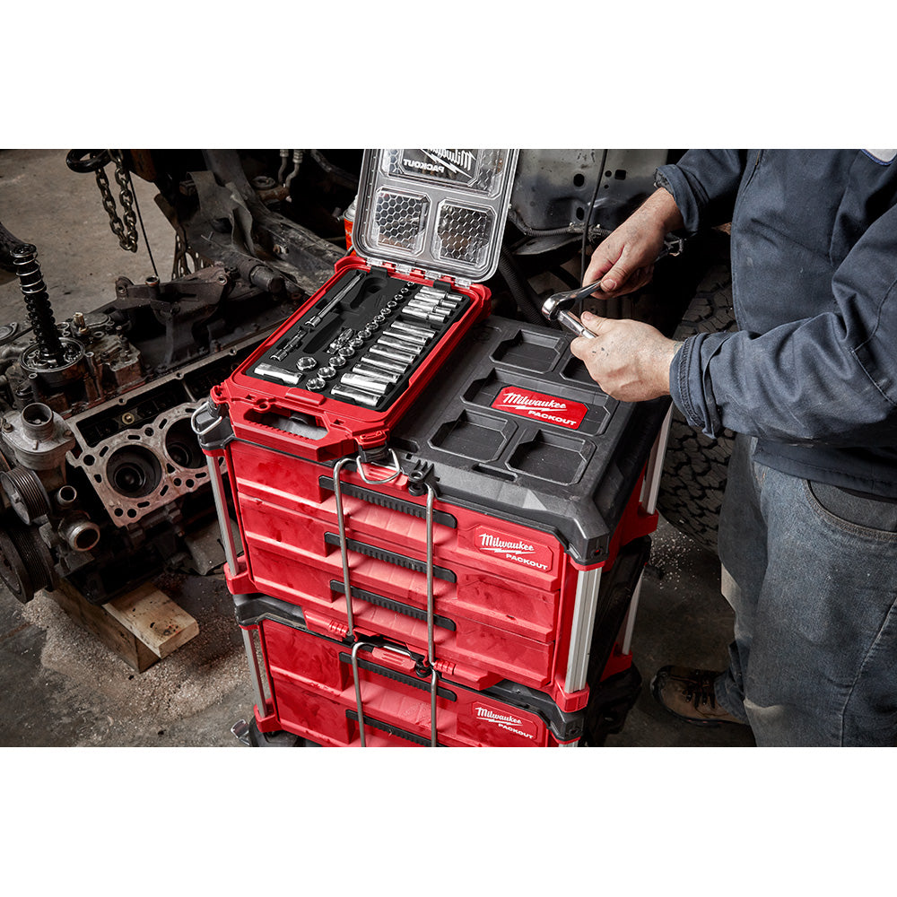 Milwaukee 48-22-9482, 32 pc 3/8" Drive Ratchet and Socket Set in PACKOUT (Metric)