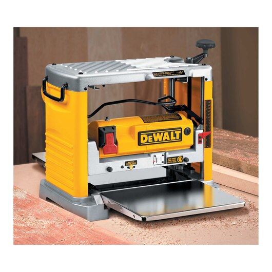 DEWALT DW734, 12-1/2'' Thickness Planer with Three Knife Cutter-Head