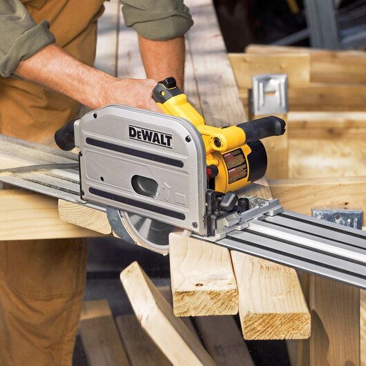 DEWALT DWS520K, 6-1/2'' (165mm) Track Saw Kit