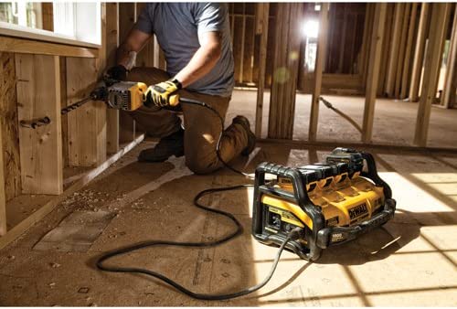 DEWALT DCB1800M3T1, 1800 Watt Portable Power Station & Parallel Battery Charger Kit (20V/60V FLEXVOLT)