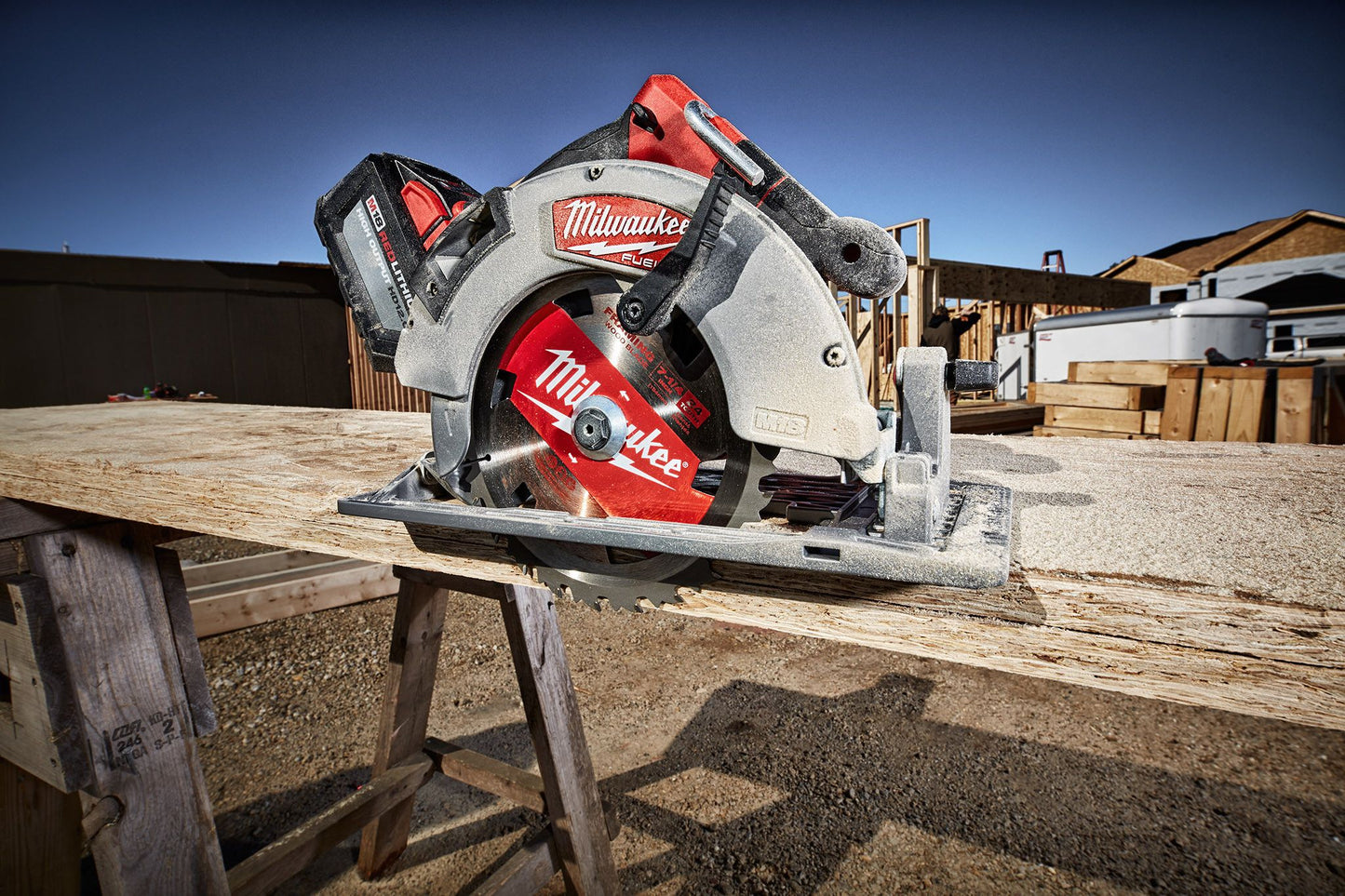 Milwaukee 2732-20, 7-1/4" M18 FUEL Circular Saw Gen2 (Tool Only)