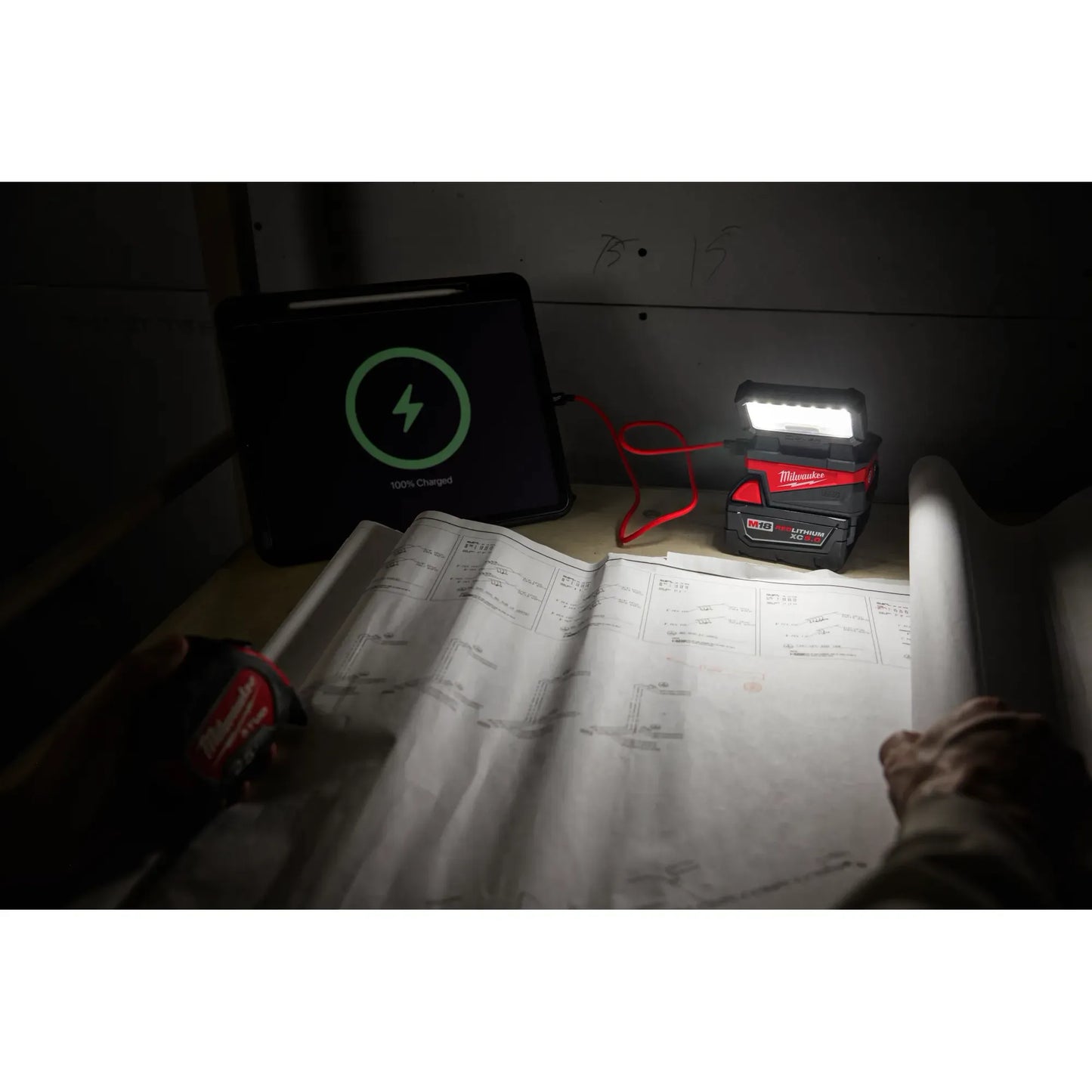 Milwaukee 2359-20, M18™ ROVER™ Compact Folding Flood Light w/ USB Charging